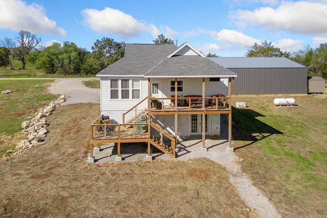 2935 MC 2027, Yellville, AR 72687
