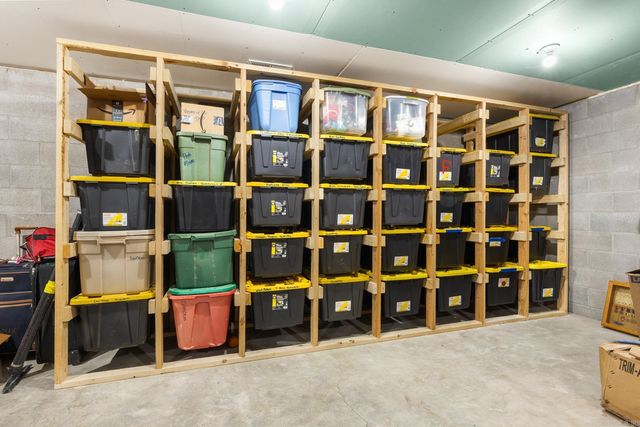 2935 MC 2027, Yellville, AR 72687