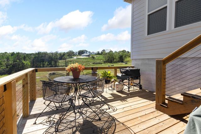 2935 MC 2027, Yellville, AR 72687