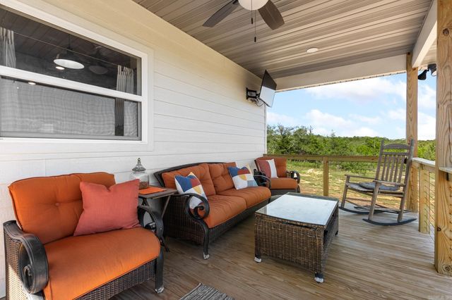 2935 MC 2027, Yellville, AR 72687