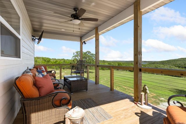 2935 MC 2027, Yellville, AR 72687