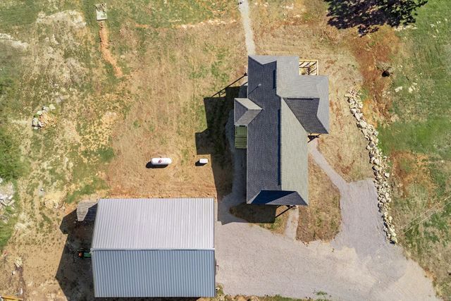 2935 MC 2027, Yellville, AR 72687