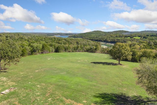 2935 MC 2027, Yellville, AR 72687