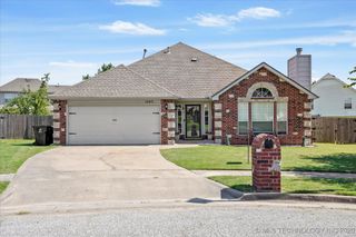 1205 W Quincy Street, Broken Arrow, OK 74012