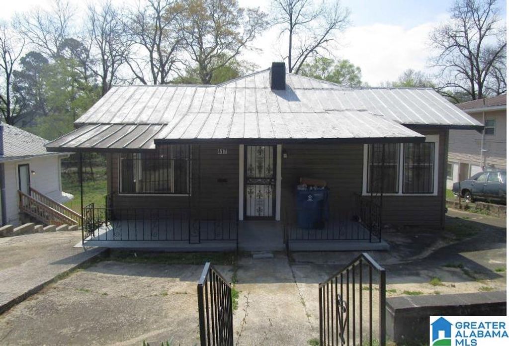 417 62ND STREET, Fairfield, AL 35064