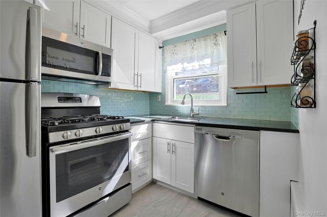 120 N Broadway 14D, Irvington, NY 10533