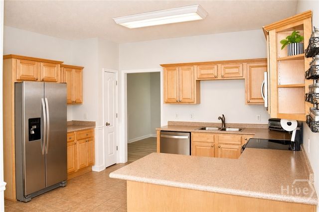 140 Colonial Drive, Midway, GA 31320