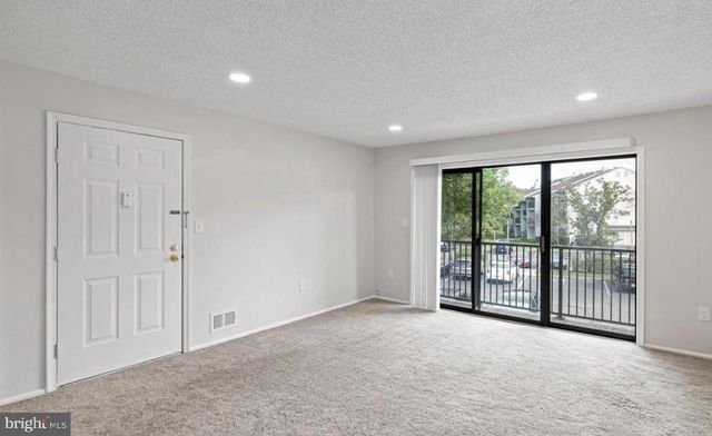 42 MENDREY CT, Trenton, NJ 08648