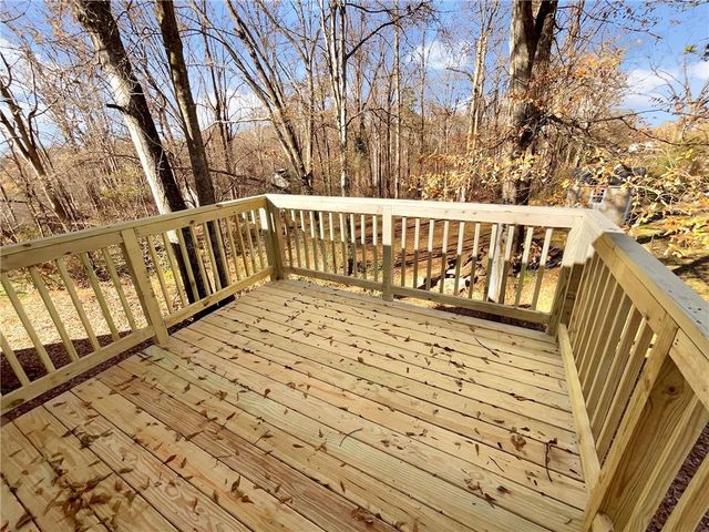 4150 Pine View Drive, Gillsville, GA 30543