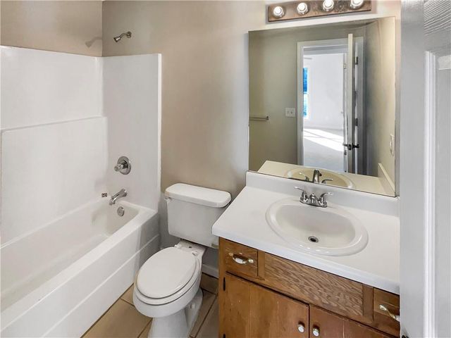 4150 Pine View Drive, Gillsville, GA 30543