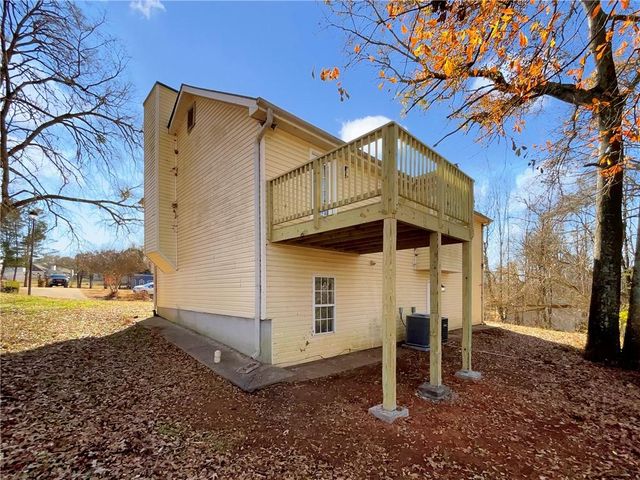 4150 Pine View Drive, Gillsville, GA 30543