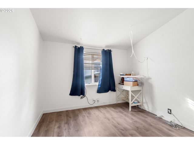 10815 Se BUSH St, Portland, OR 97266