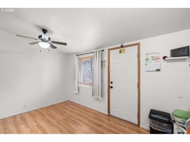 10815 Se BUSH St, Portland, OR 97266
