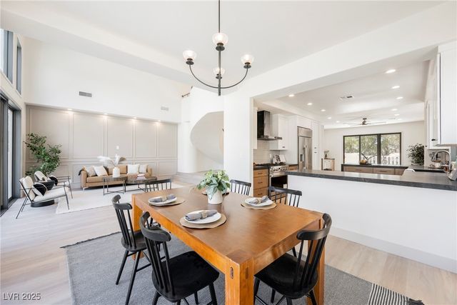 8330 Carmel Ridge Court, Las Vegas, NV 89113