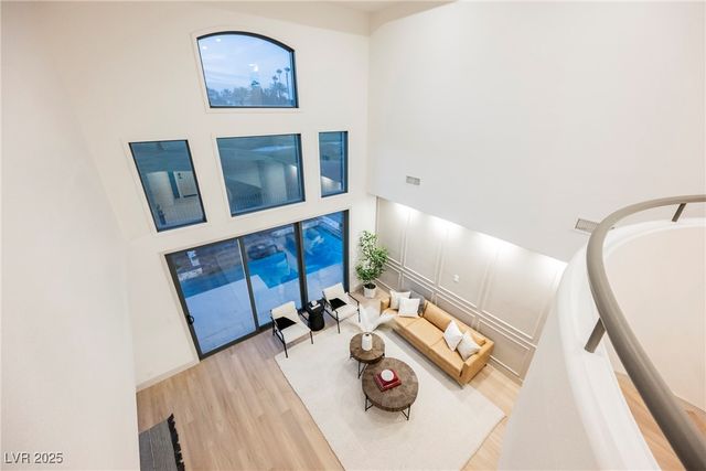 8330 Carmel Ridge Court, Las Vegas, NV 89113