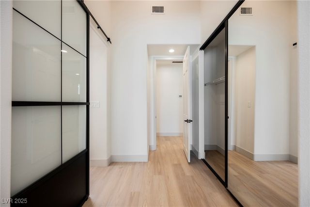 8330 Carmel Ridge Court, Las Vegas, NV 89113