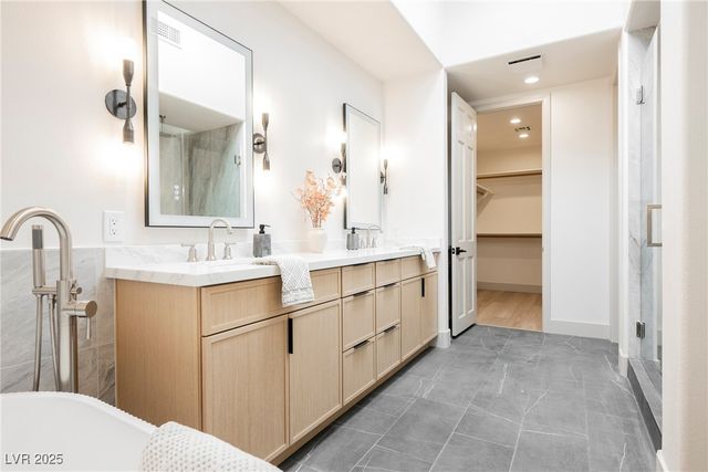 8330 Carmel Ridge Court, Las Vegas, NV 89113