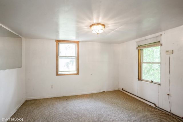 705 W Hillcrest Road, Palatine, IL 60074