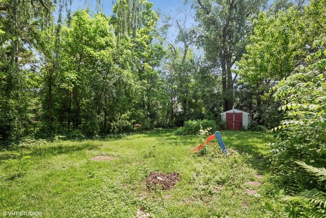 705 W Hillcrest Road, Palatine, IL 60074