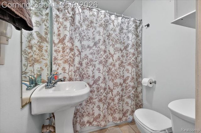 2145 E Walton Boulevard, Auburn Hills, MI 48326