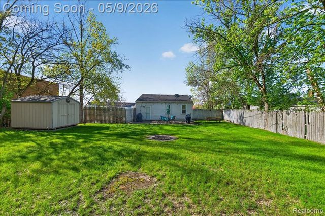 2145 E Walton Boulevard, Auburn Hills, MI 48326