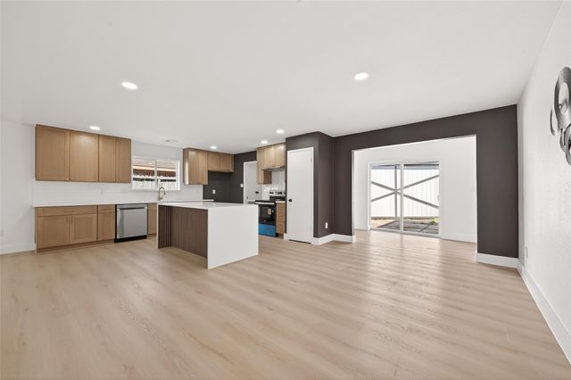 12330 Longbrook Drive, Houston, TX 77099