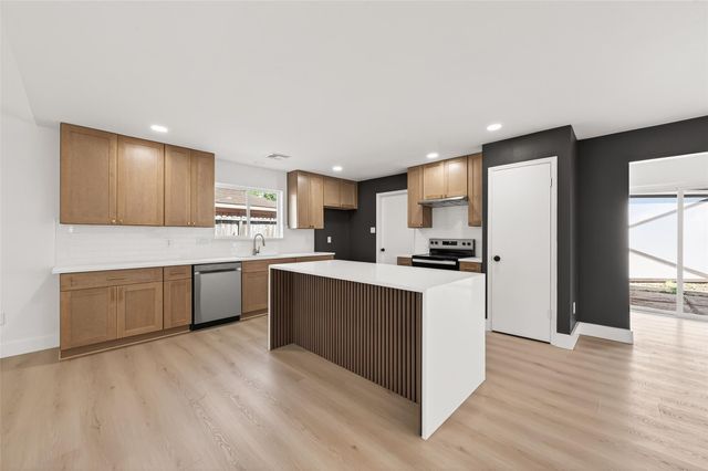 12330 Longbrook Drive, Houston, TX 77099