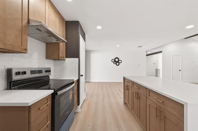 12330 Longbrook Drive, Houston, TX 77099