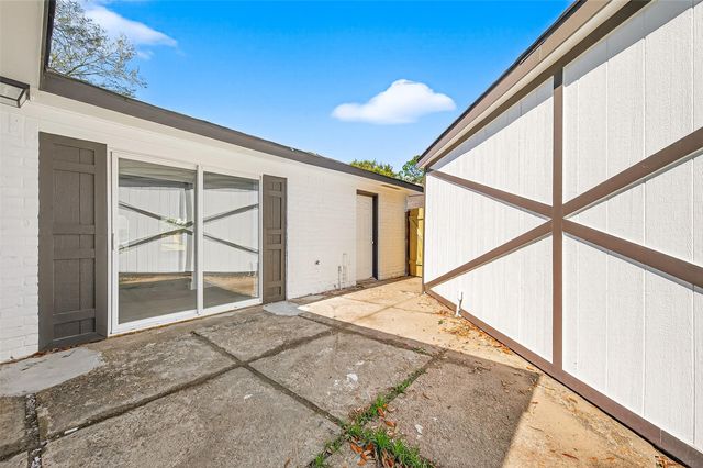 12330 Longbrook Drive, Houston, TX 77099