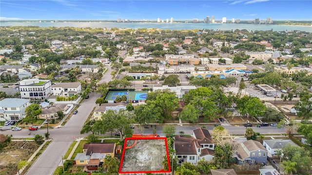 329 COLUMBIA DRIVE, Tampa, FL 33606