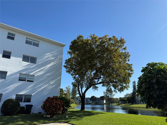 2024 Harwood C 2024, Deerfield Beach, FL 33442