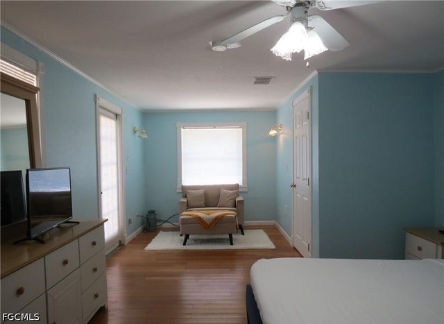 2704 2nd ST, Fort Myers, FL 33916