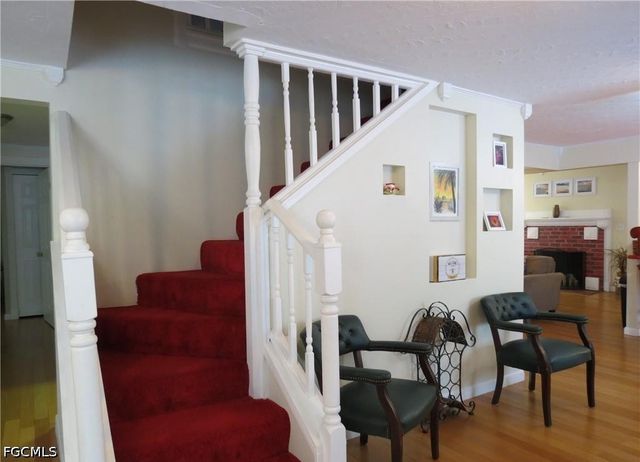 2704 2nd ST, Fort Myers, FL 33916