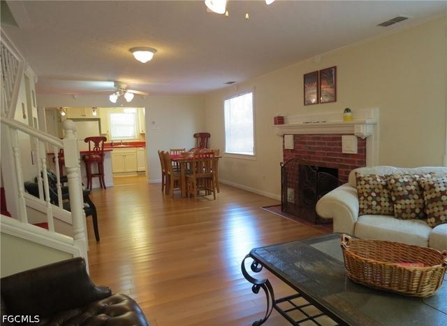 2704 2nd ST, Fort Myers, FL 33916