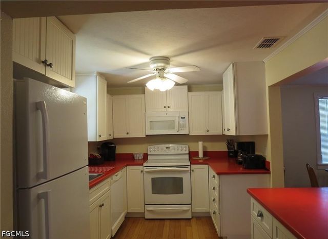 2704 2nd ST, Fort Myers, FL 33916