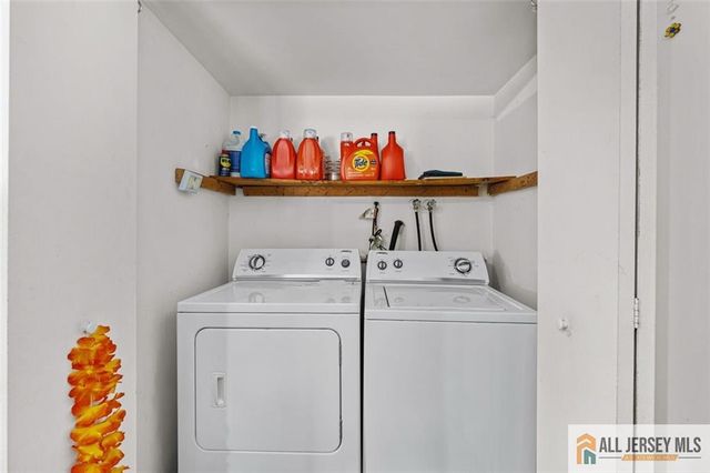 2605 Merrywood Drive, Edison, NJ 08817