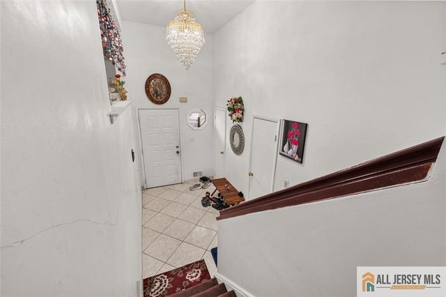 2605 Merrywood Drive, Edison, NJ 08817