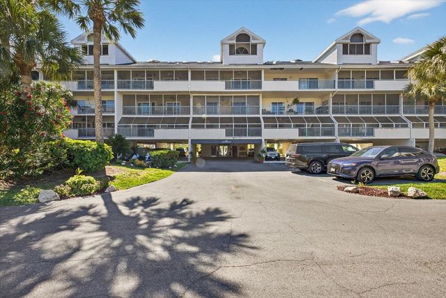 5557 SEA FOREST DRIVE 212, New Port Richey, FL 34652