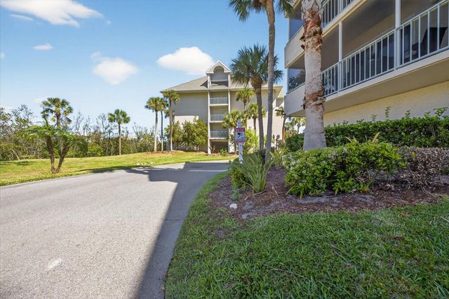 5557 SEA FOREST DRIVE 212, New Port Richey, FL 34652