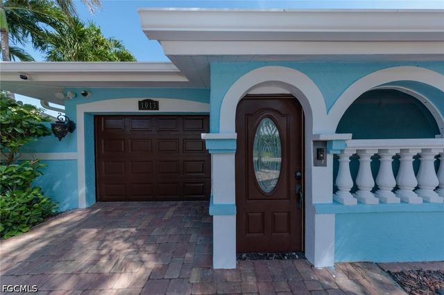 1013 SE 44th ST, Cape Coral, FL 33904