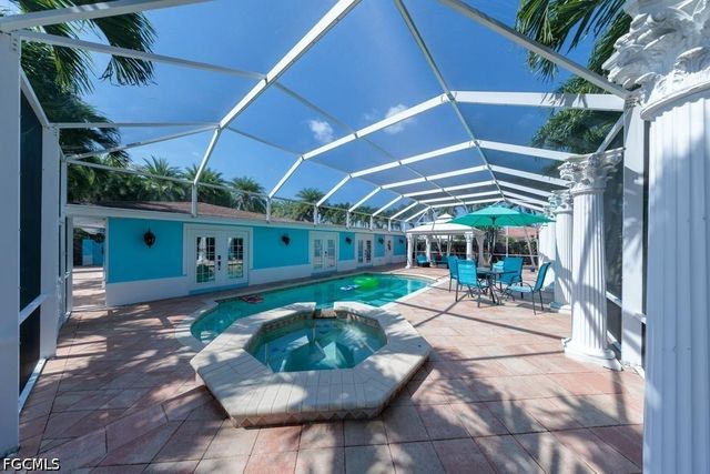 1013 SE 44th ST, Cape Coral, FL 33904