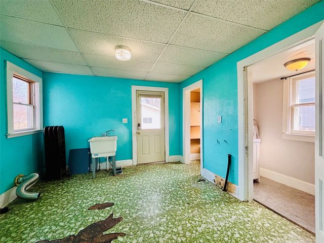 109 Maxwell Street, Maxwell, IA 50161