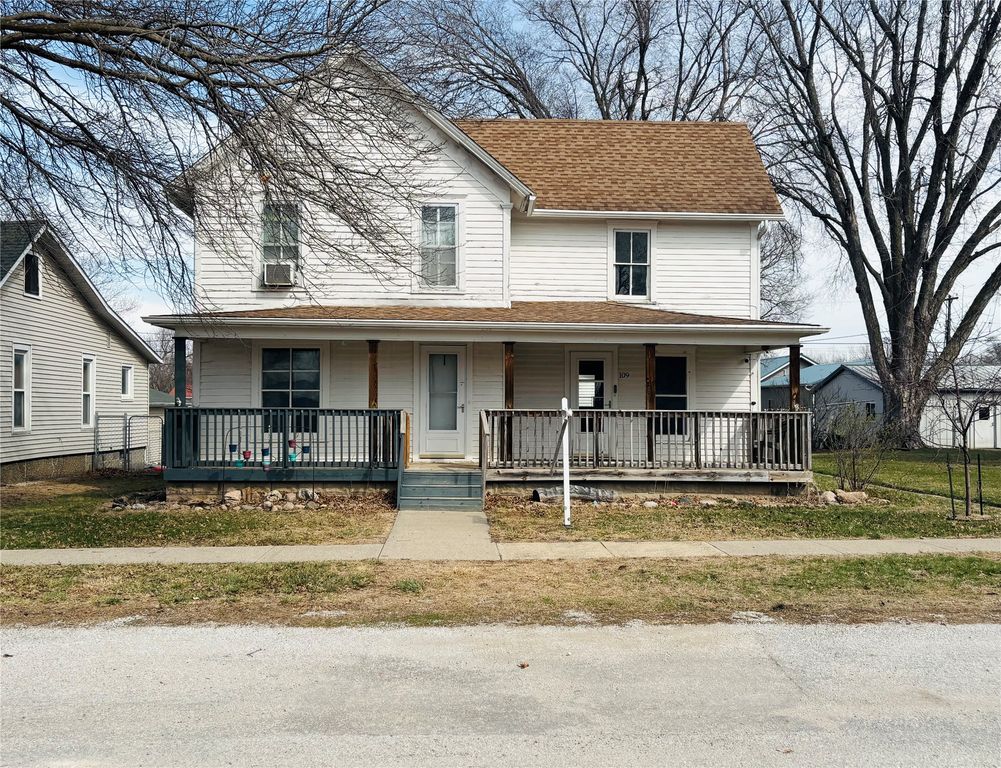 109 Maxwell Street, Maxwell, IA 50161