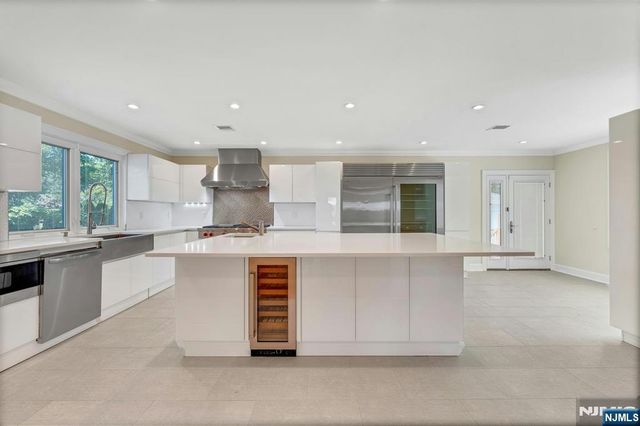 35 Elm Street, Tenafly, NJ 07670