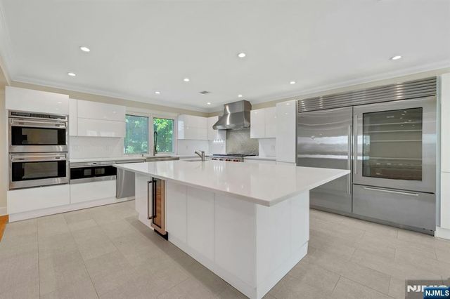 35 Elm Street, Tenafly, NJ 07670