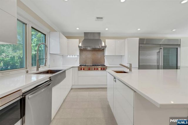 35 Elm Street, Tenafly, NJ 07670