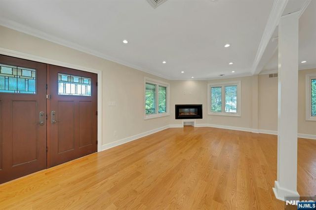 35 Elm Street, Tenafly, NJ 07670