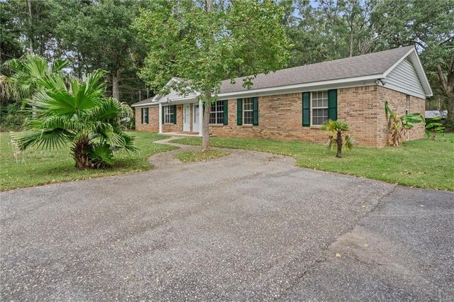 14165 River Oaks Drive, Coden, AL 36523