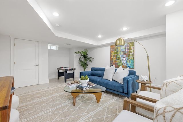 502 Massachusetts Ave 502, Lexington, MA 02421