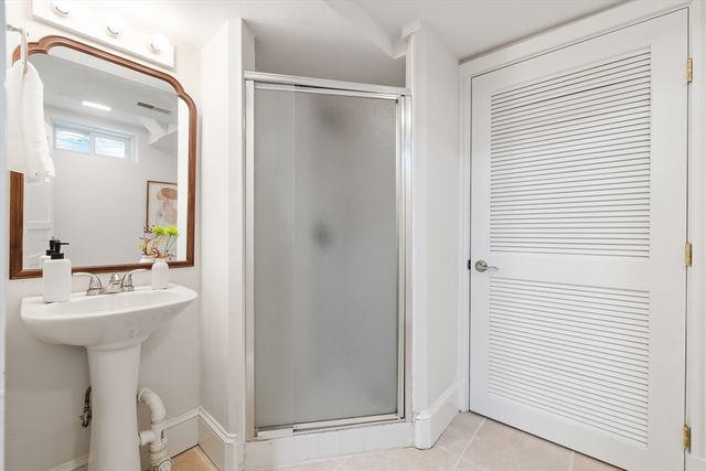 502 Massachusetts Ave 502, Lexington, MA 02421